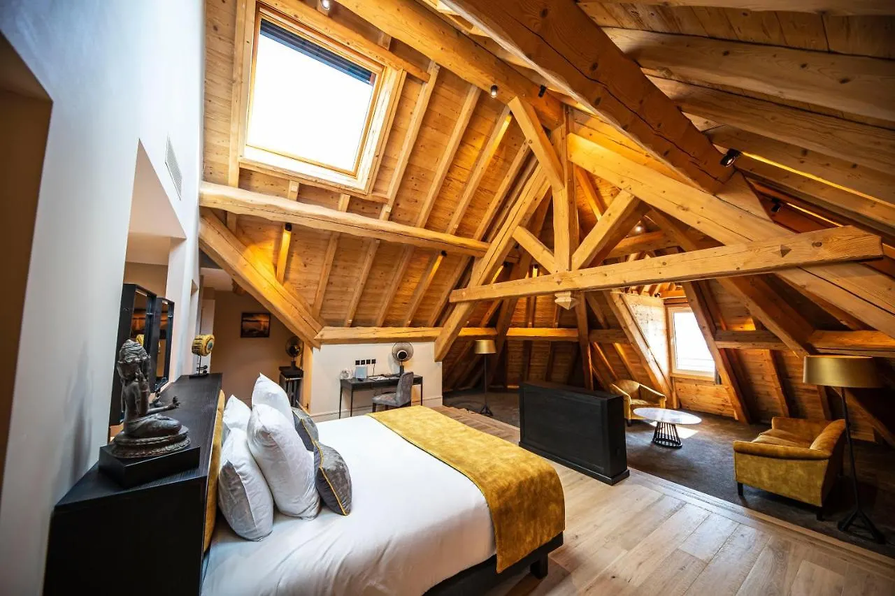 *****  Hotel L'Incomparable By Les Etincelles Tresserve France