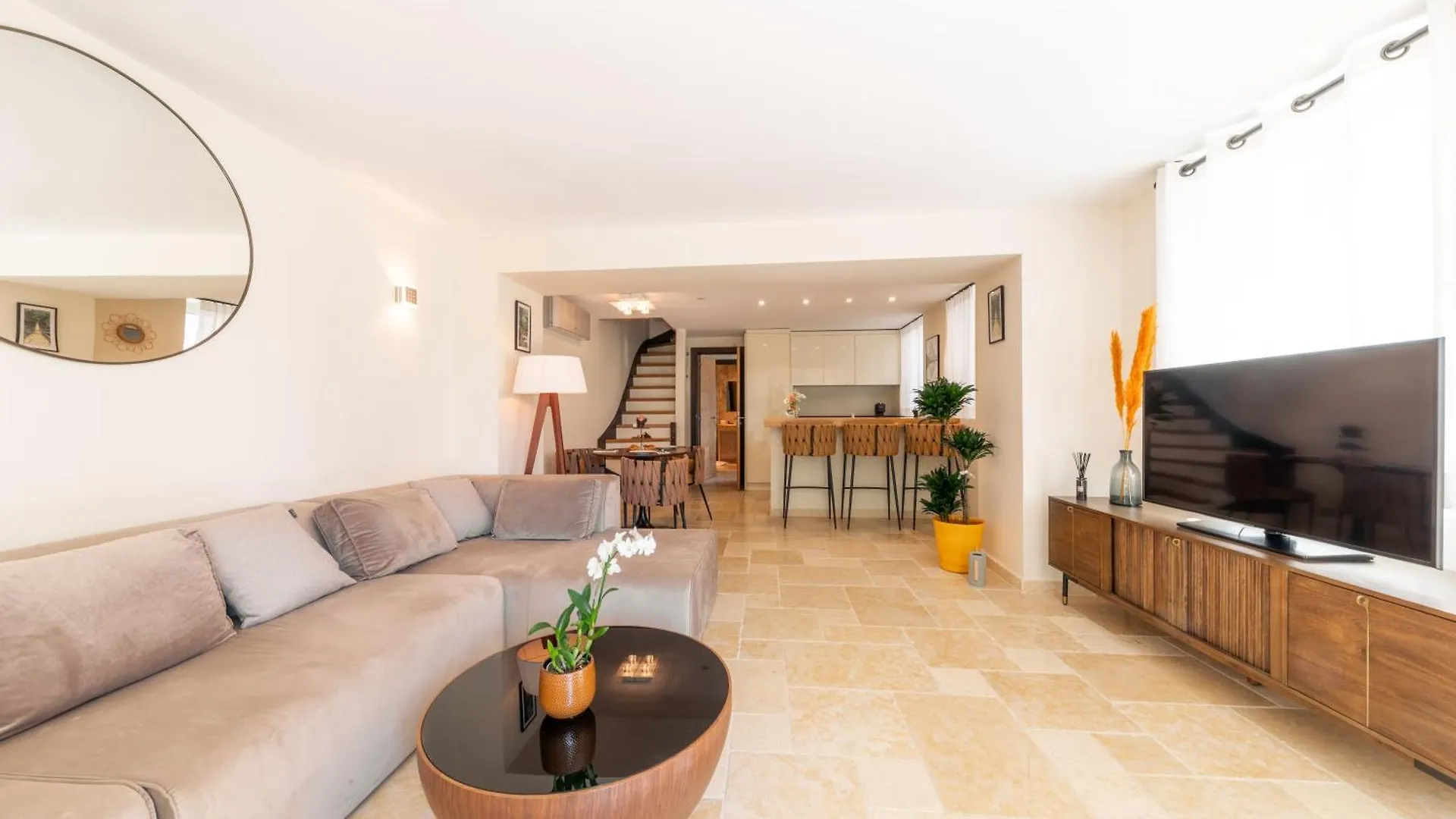 Hotel L'Incomparable By Les Etincelles Tresserve
